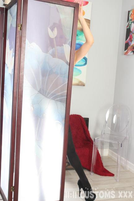 Layered Pantyhose Goddess Gallery - Photo 6