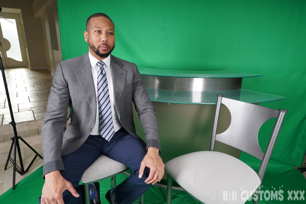 "Breaking News: Chemistry on Air" Gallery - Photo 6