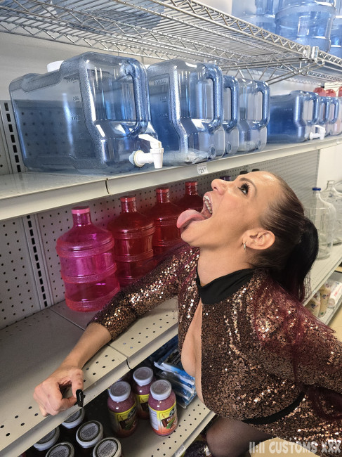 Addison Rose’s Risky Rendezvous: Caught in the Act? Gallery - Photo 37