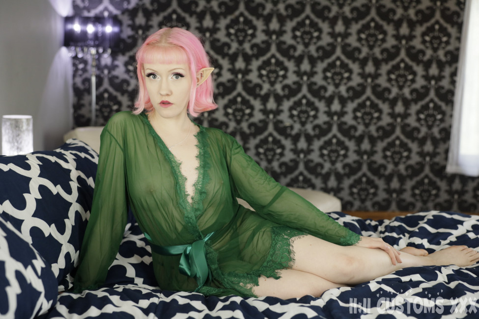 Evie The Elfie! Gallery